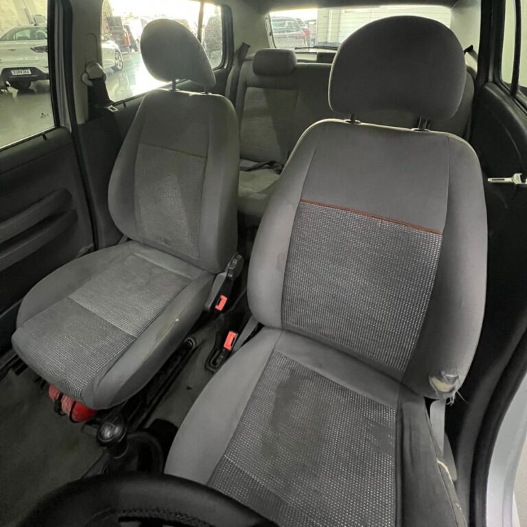 WhatsApp Image 2025-10-10 at 15.37.58